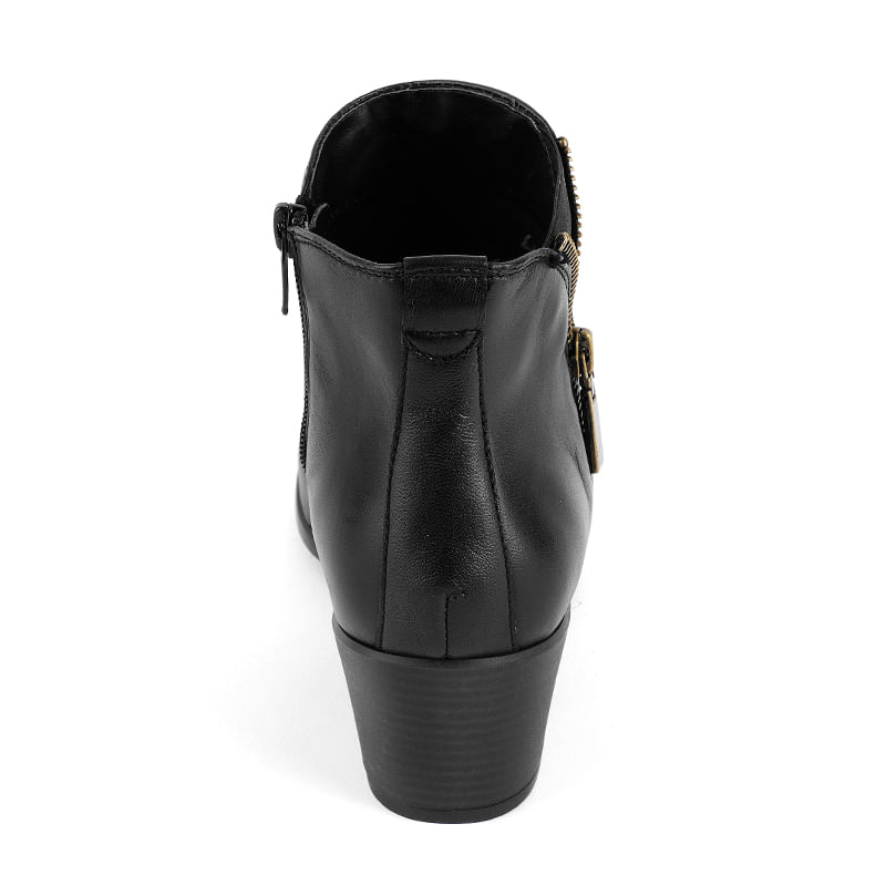 4_9911_negro